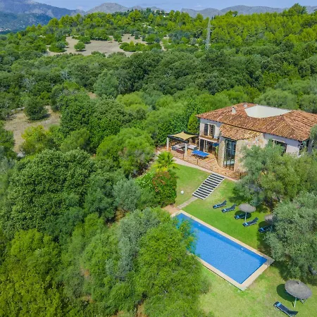 Hidden Retreat / Denga Villa *