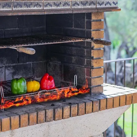 Hidden Retreat / Denga Villa Pollença