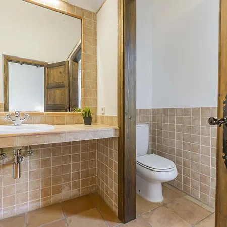 Hidden Retreat / Denga