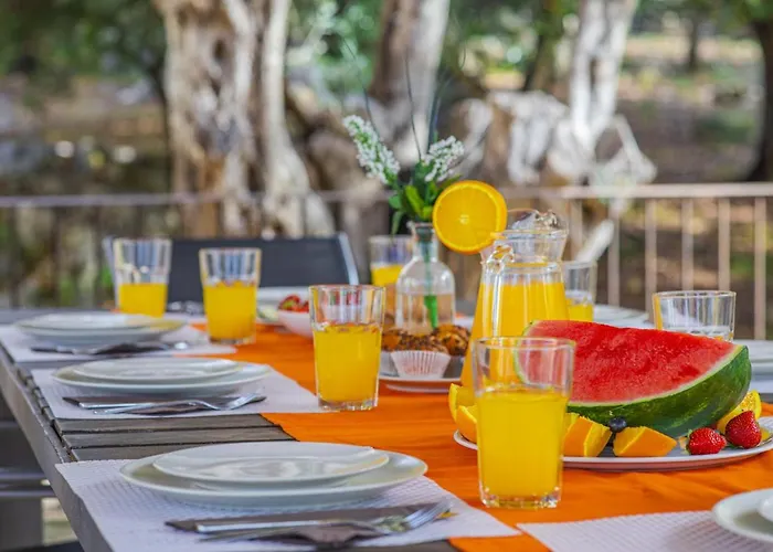 Hidden Retreat / Denga 别墅 *