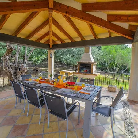 Hidden Retreat / Denga Villa *