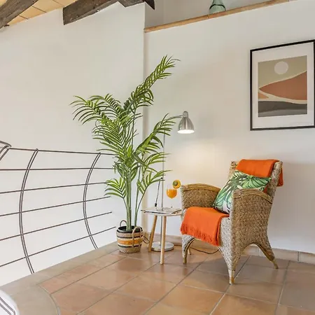 Villa Hidden Retreat / Denga