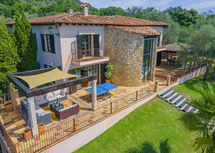 Villa Hidden Retreat / Denga Pollença