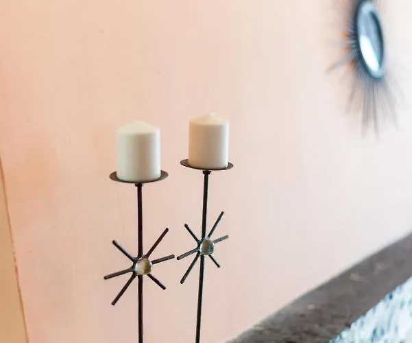 Villa Hidden Retreat / Denga *