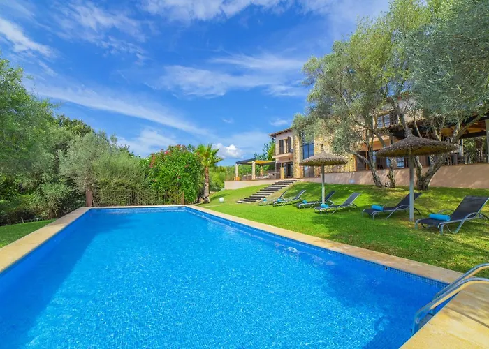 Hidden Retreat / Denga Pollença