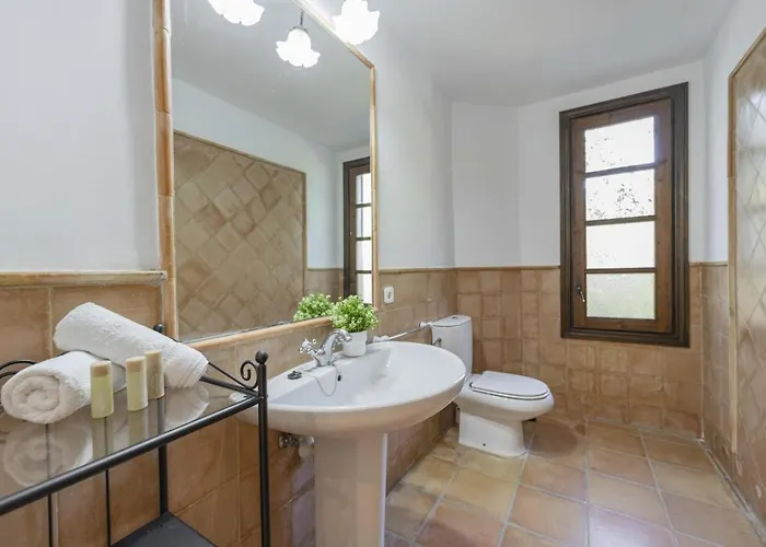 Hidden Retreat / Denga *